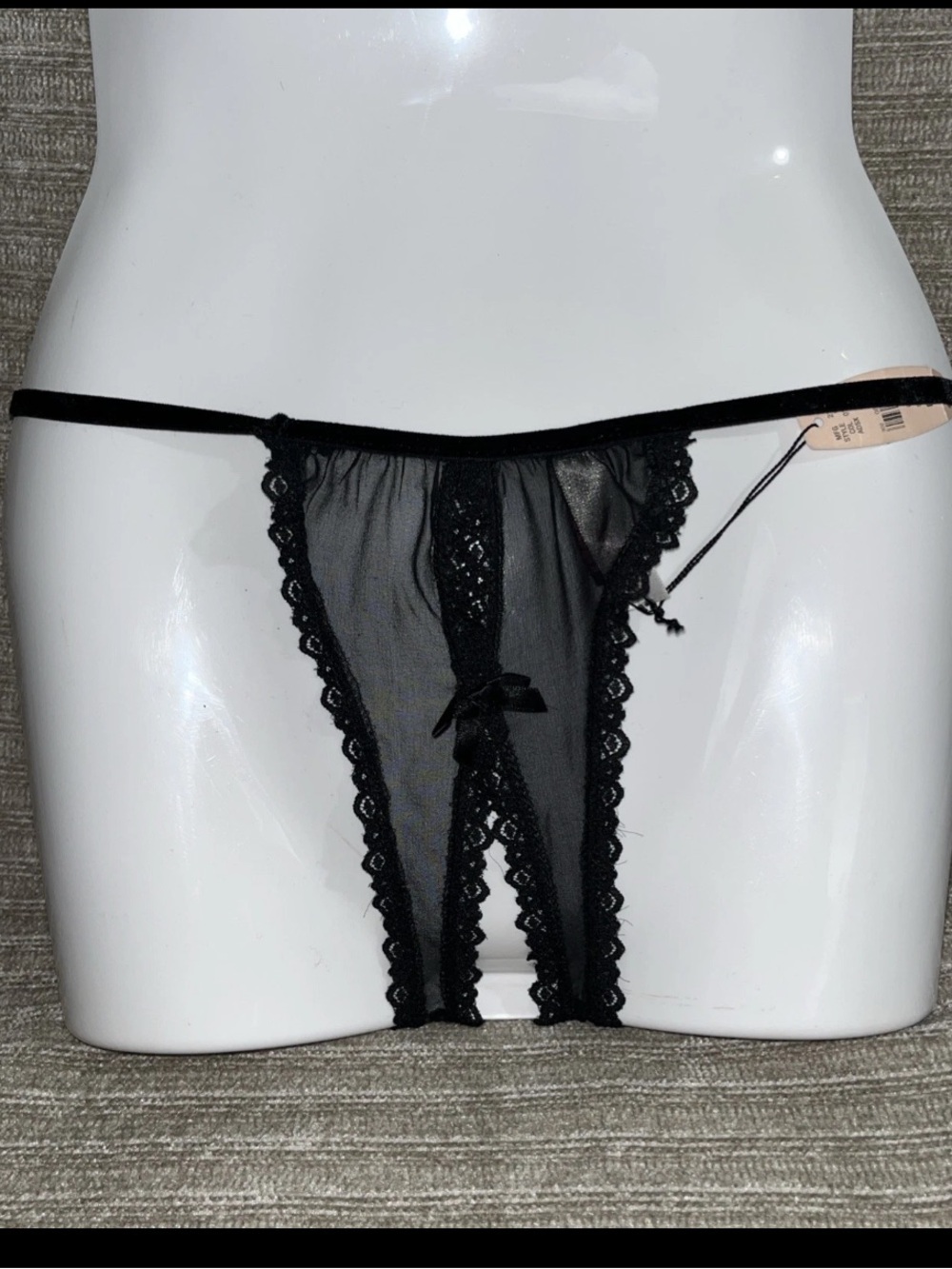 Victoria’s Secret Crotchless Silk Luxe Lingerie Black Keyhole String Panties S